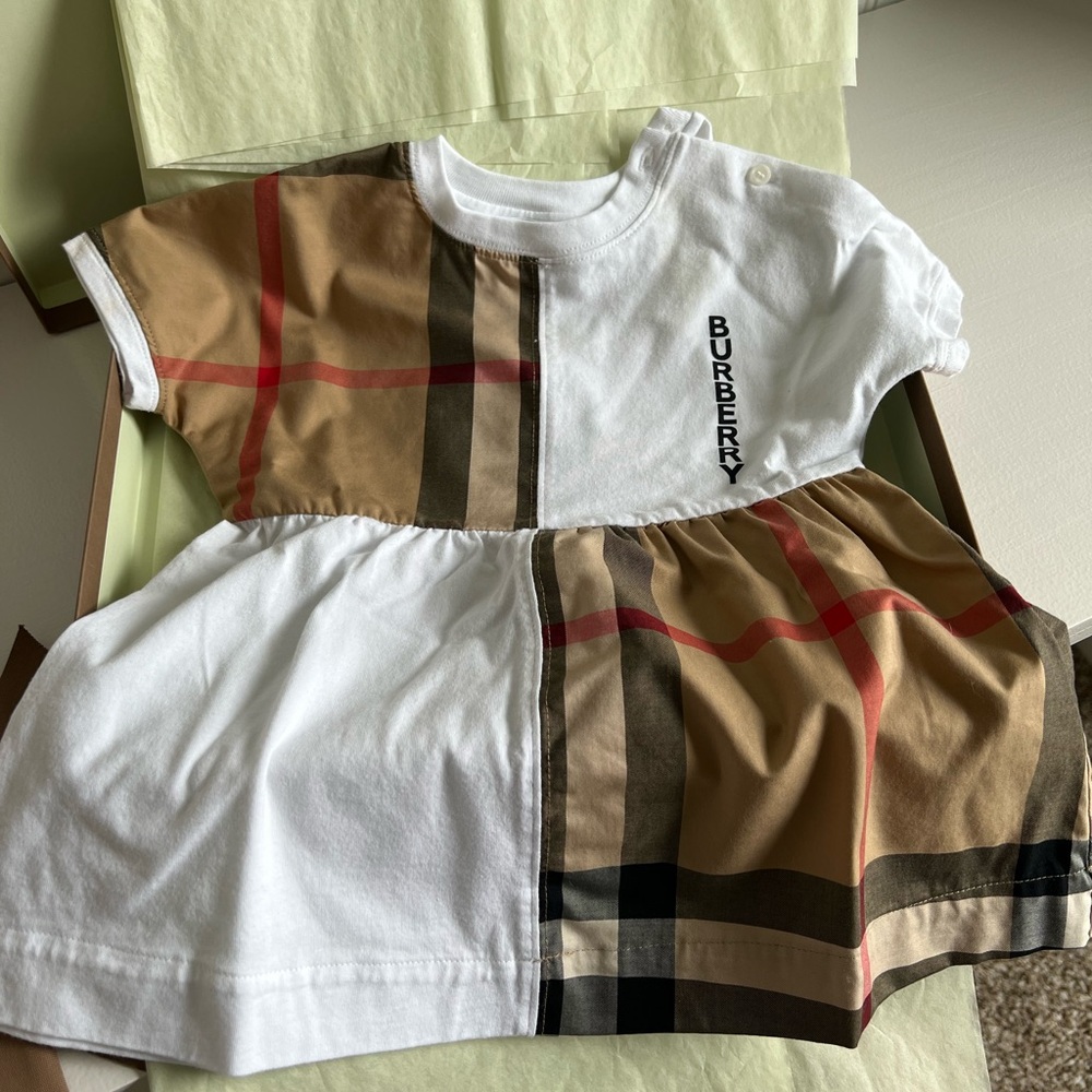 Burberry White and Tan Short Sleeve Tee with Plaid Design